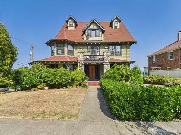 Tacoma, WA 98403,523 N C ST #3