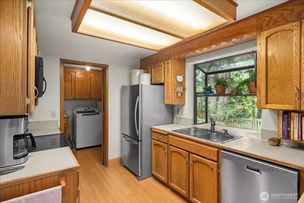 Everett, WA 98203,2606 81st PL SE