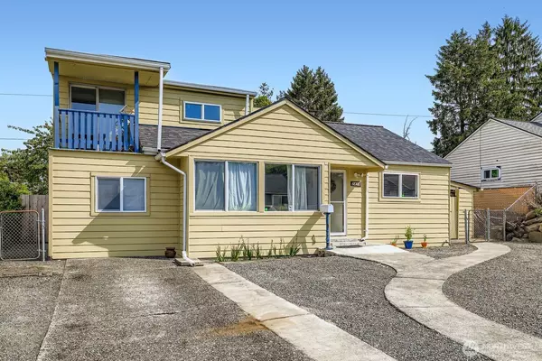Seattle, WA 98168,2414 S 121st PL