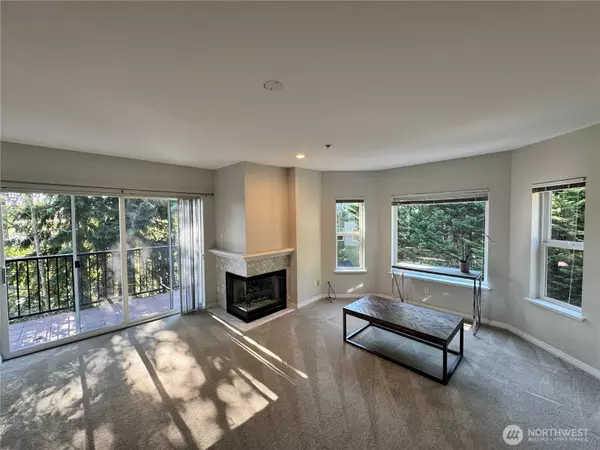 Kirkland, WA 98034,12439 NE Totem Lake WAY #202