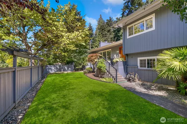 Kenmore, WA 98028,18704 58th AVE NE