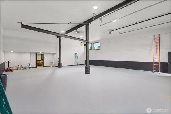 Puyallup, WA 98373,7415 100th ST E