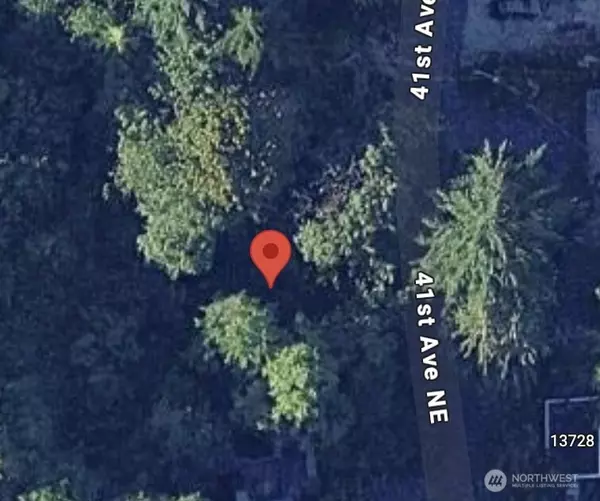 Seattle, WA 98125,13737 41st AVE NE