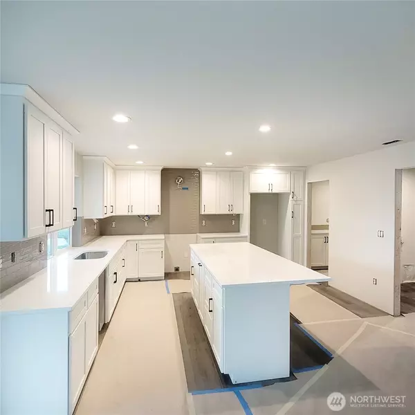 Union, WA 98592,320 E 4th ST