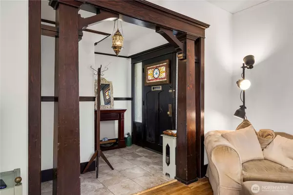 Tacoma, WA 98403,316 N J ST