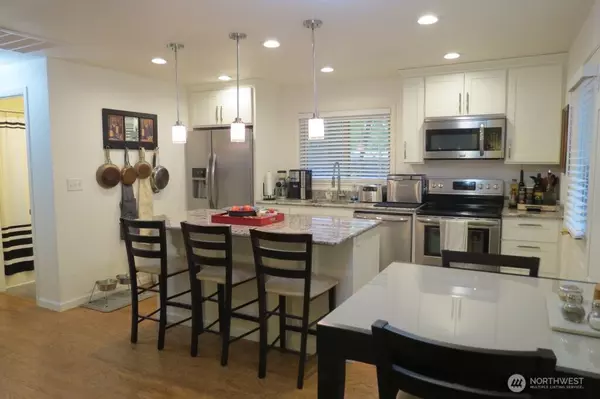 Shelton, WA 98584,590 E Pointes DR W