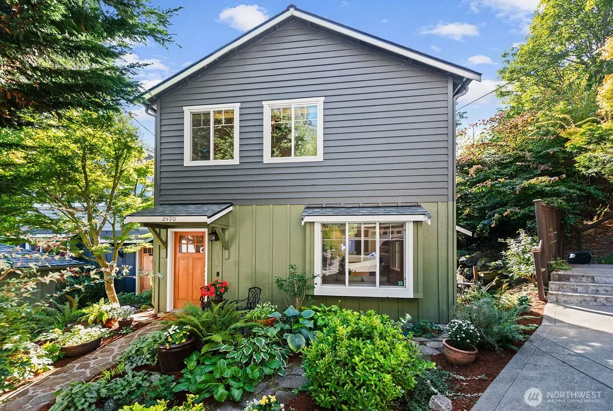Seattle, WA 98106,2490 SW Webster ST
