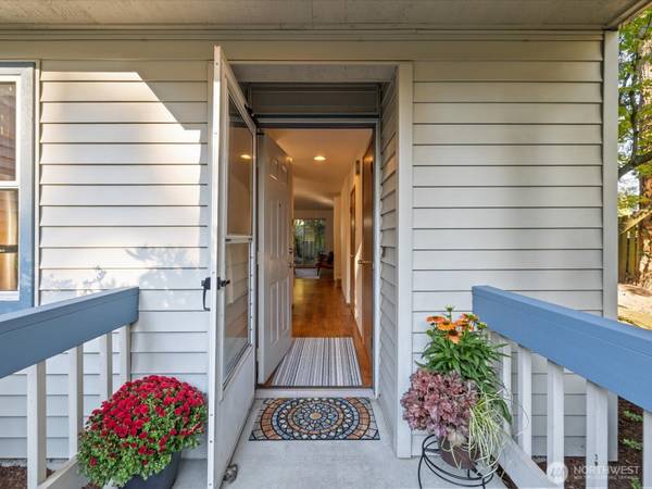 7606 201st ST SW #G, Edmonds, WA 98026