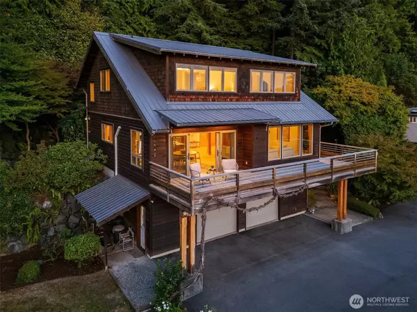 Bellingham, WA 98229,1002 Chuckanut DR