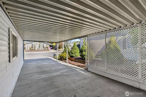 Vancouver, WA 98683,17401 SE 39th ST #165