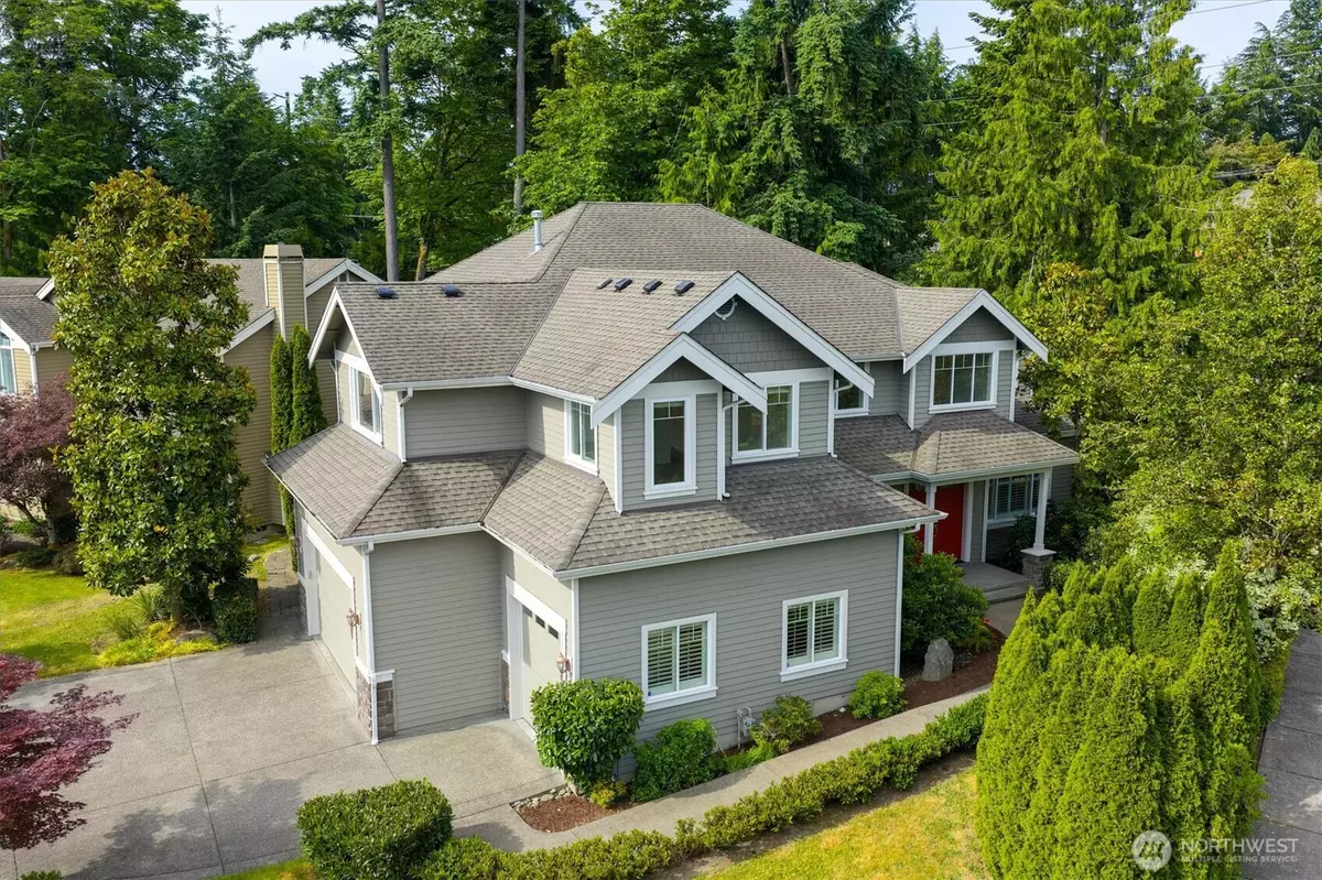 Bellevue, WA 98007,1122 140th AVE SE