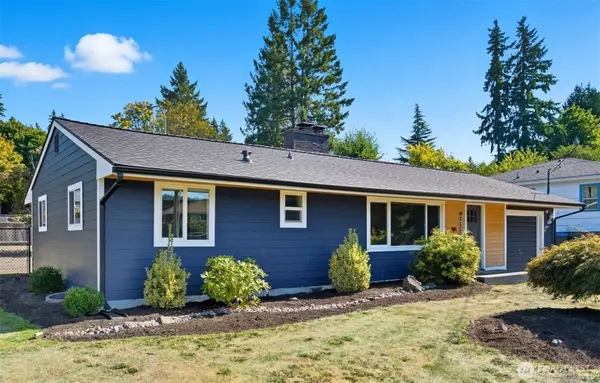 Bremerton, WA 98312,6516 Lake DR