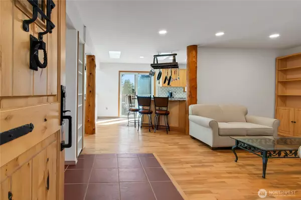 Des Moines, WA 98198,20204 9th AVE S