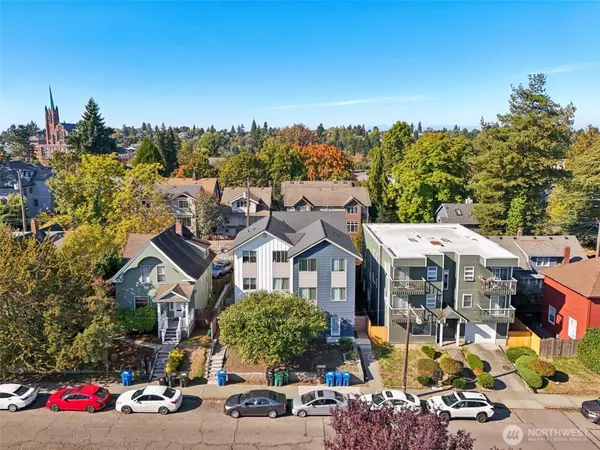 5259 Brooklyn AVE NE, Seattle, WA 98105