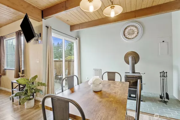 Lacey, WA 98503,654 Malibu Dr SE