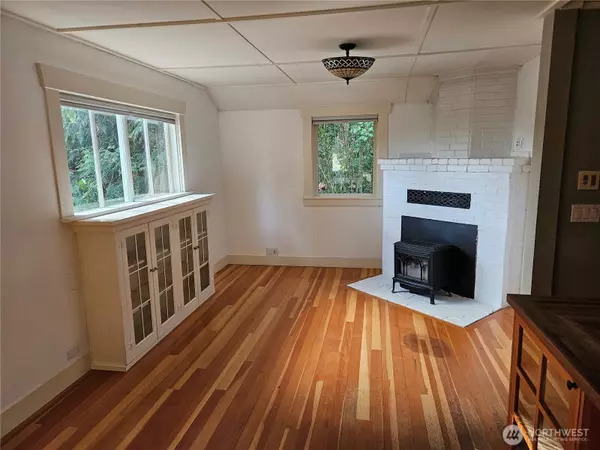 Bainbridge Island, WA 98110,9380 Ferncliff AVE NE