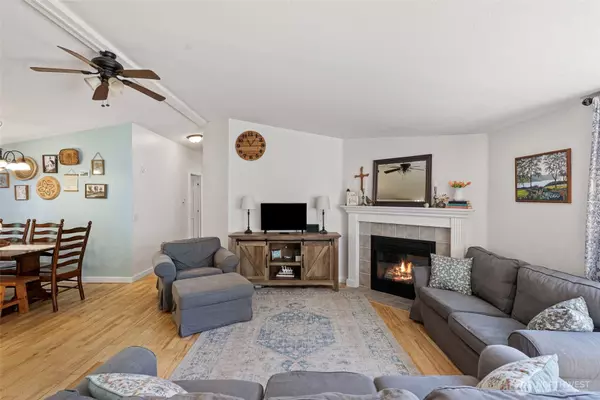 Poulsbo, WA 98370,2896 Tasia LN NW