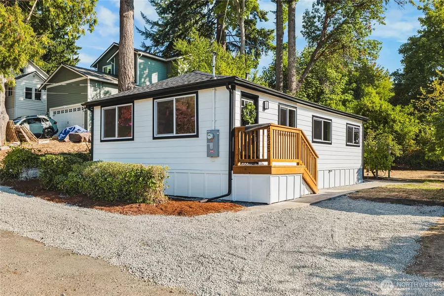 3635 W F ST, Bremerton, WA 98312