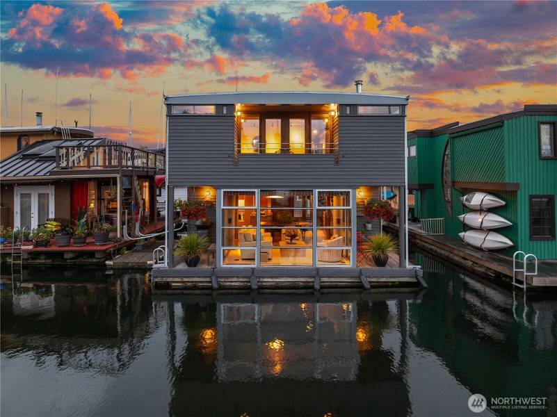 2466 Westlake AVE N #5, Seattle, WA 98109