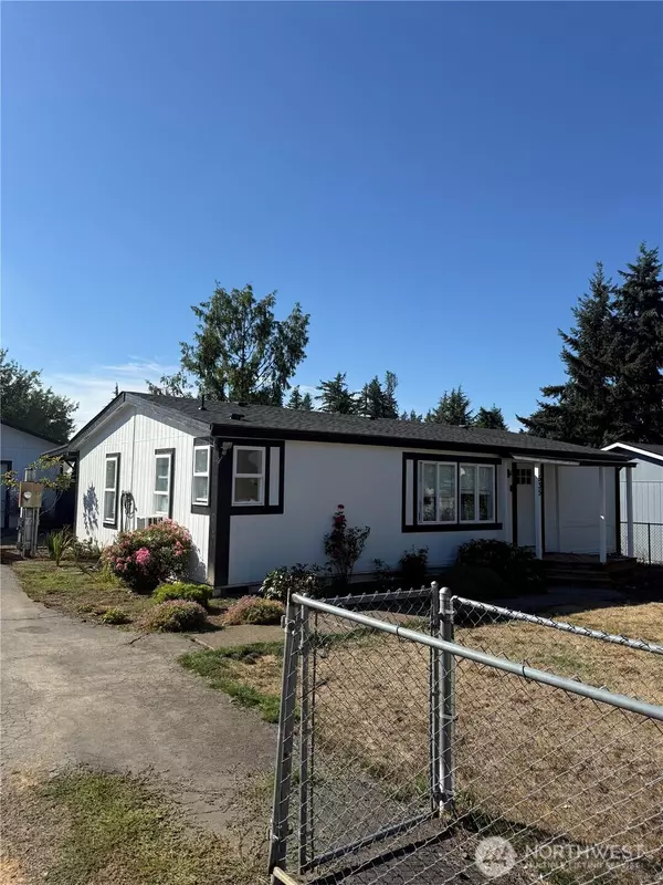 535 3rd ST SW, Chehalis, WA 98532