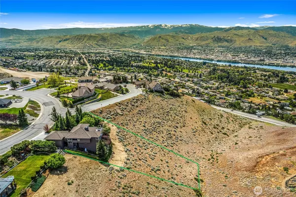 East Wenatchee, WA 98802,2336 Grand Avenue
