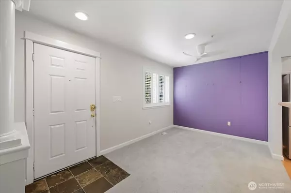 Bellevue, WA 98005,2060 132nd AVE SE #G601
