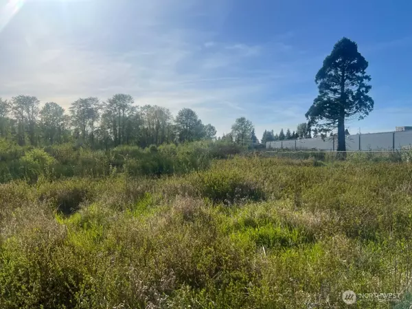 Tacoma, WA 98404,7426 Portland AVE E