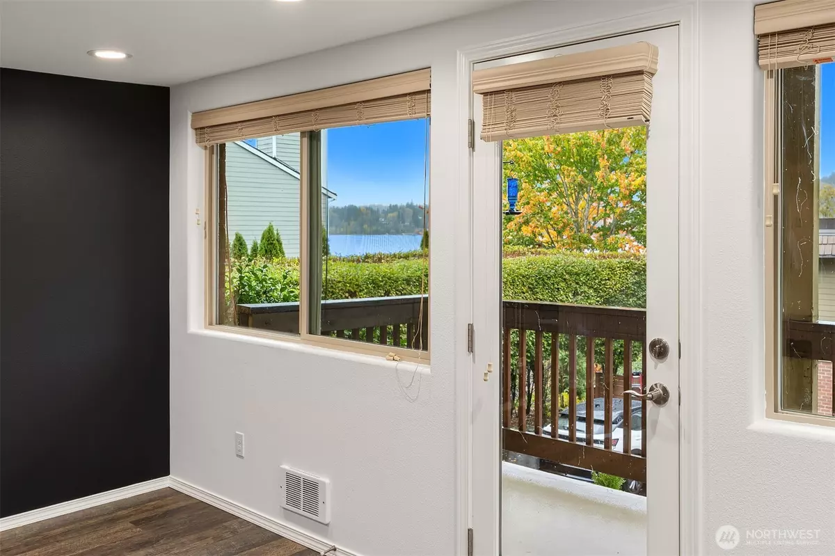 Redmond, WA 98052,3834 175th AVE NE #209