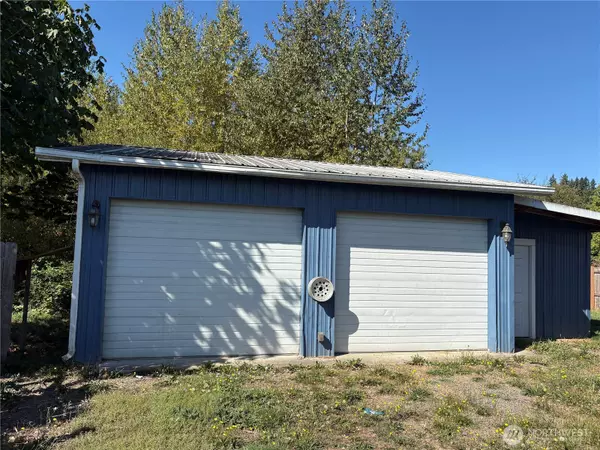 Centralia, WA 98531,1917 Honeysuckle