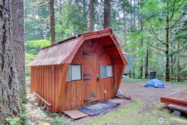 Deming, WA 98244,23 Schinn Canyon CIR
