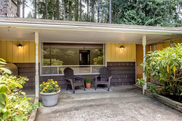 Tacoma, WA 98443,8115 50th AVE E