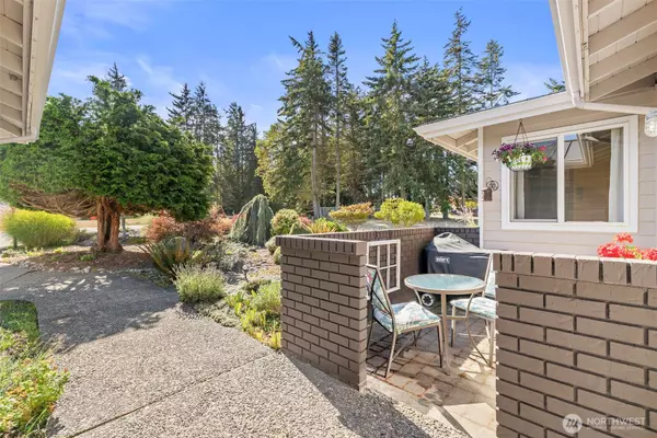 Port Angeles, WA 98362,122 Island View RD