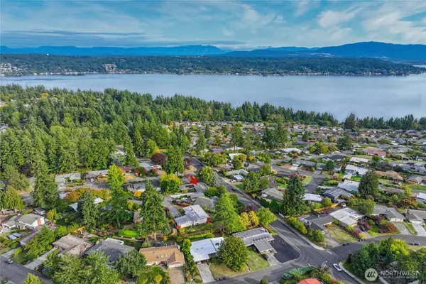 Bellevue, WA 98008,17127 NE 8th PL