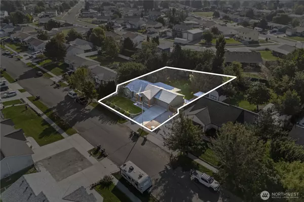 Pasco, WA 99301,4906 Kalahari DR