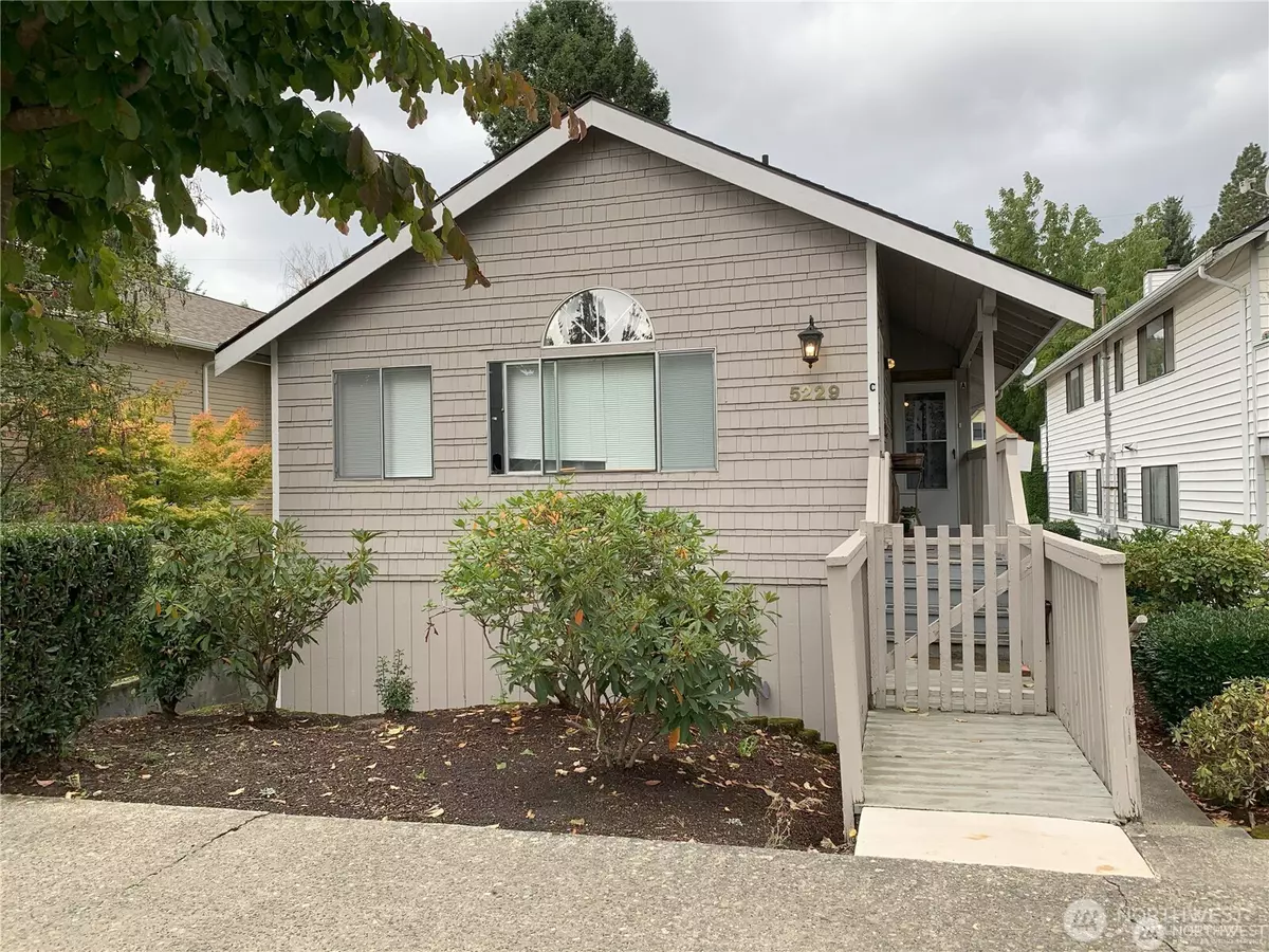 Seattle, WA 98136,5229 Fauntleroy WAY SW