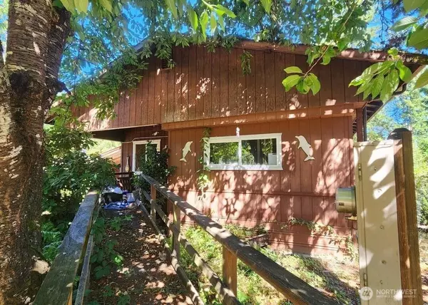 90 E Balbriggan RD, Shelton, WA 98584