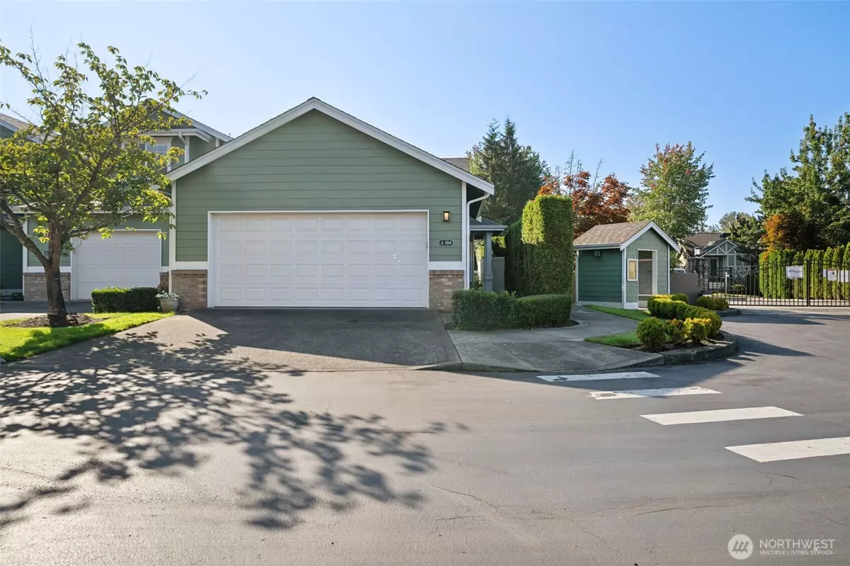Kent, WA 98030,10700 SE 260th ST #A104