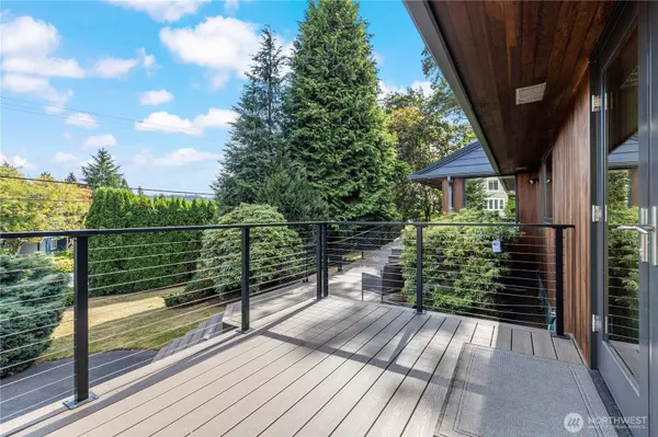 Redmond, WA 98052,3831 W Lake Sammamish Pkwy NE
