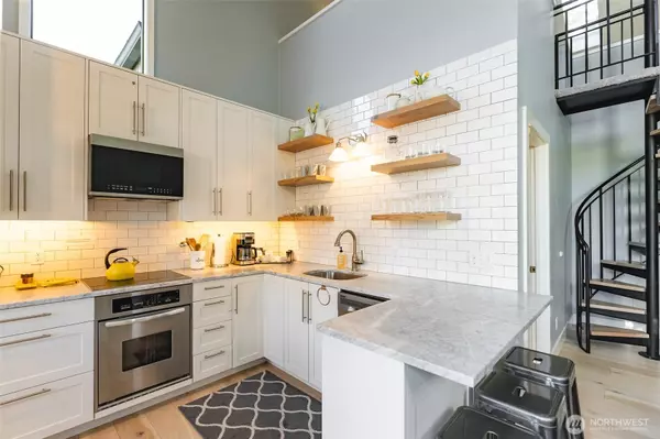 Friday Harbor, WA 98250,98 Armadale RD #209