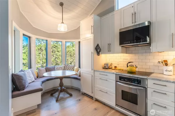 Friday Harbor, WA 98250,98 Armadale RD #209