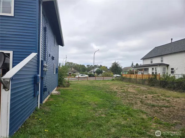 Everett, WA 98201,1413 E Marine View DR