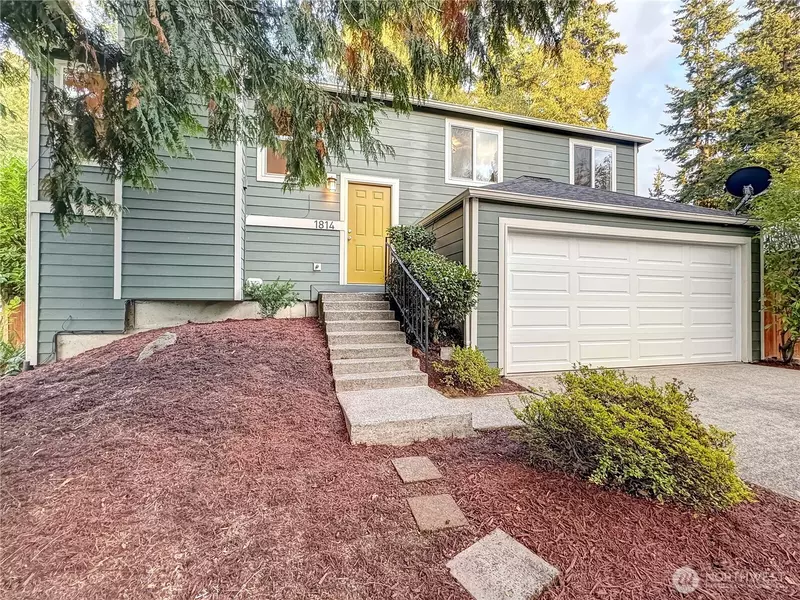 1814 Monterey AVE NE, Renton, WA 98056