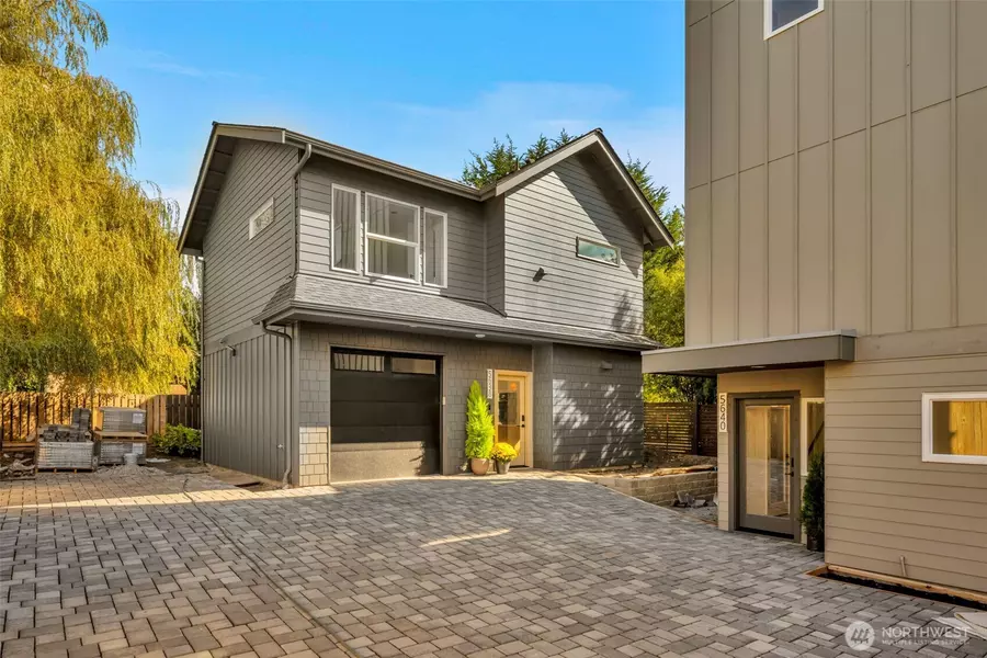 5638 49th AVE SW, Seattle, WA 98136