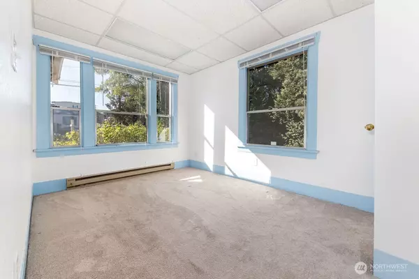 Burien, WA 98166,15324 4th AVE SW