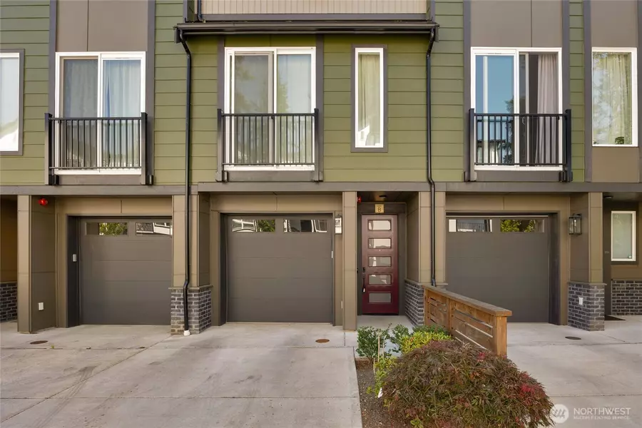 18521 1st AVE NE #B, Shoreline, WA 98155