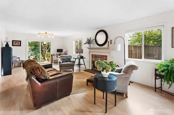 Wenatchee, WA 98801,9 N Elliott AVE