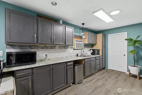 Puyallup, WA 98372,15708 81st ST E #131