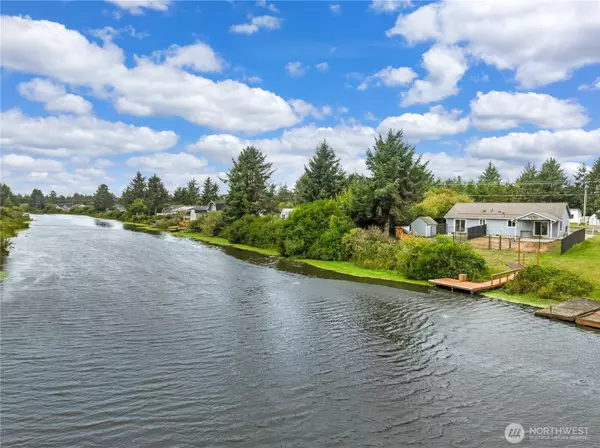 Ocean Shores, WA 98569,128 Point Brown AVE SE