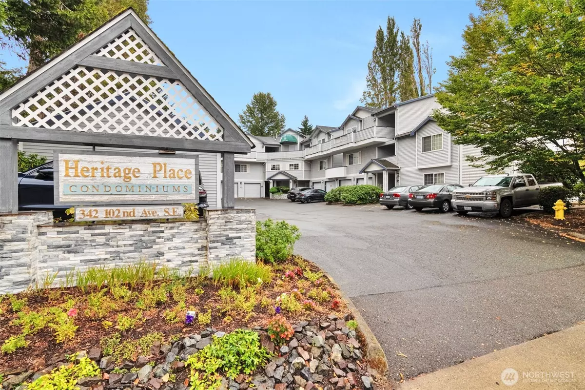 Bellevue, WA 98005,342 102nd AVE SE #211