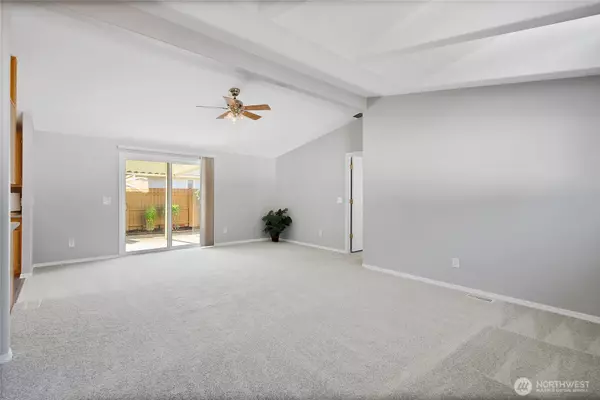 Maple Valley, WA 98038,24007 222nd PL SE #86